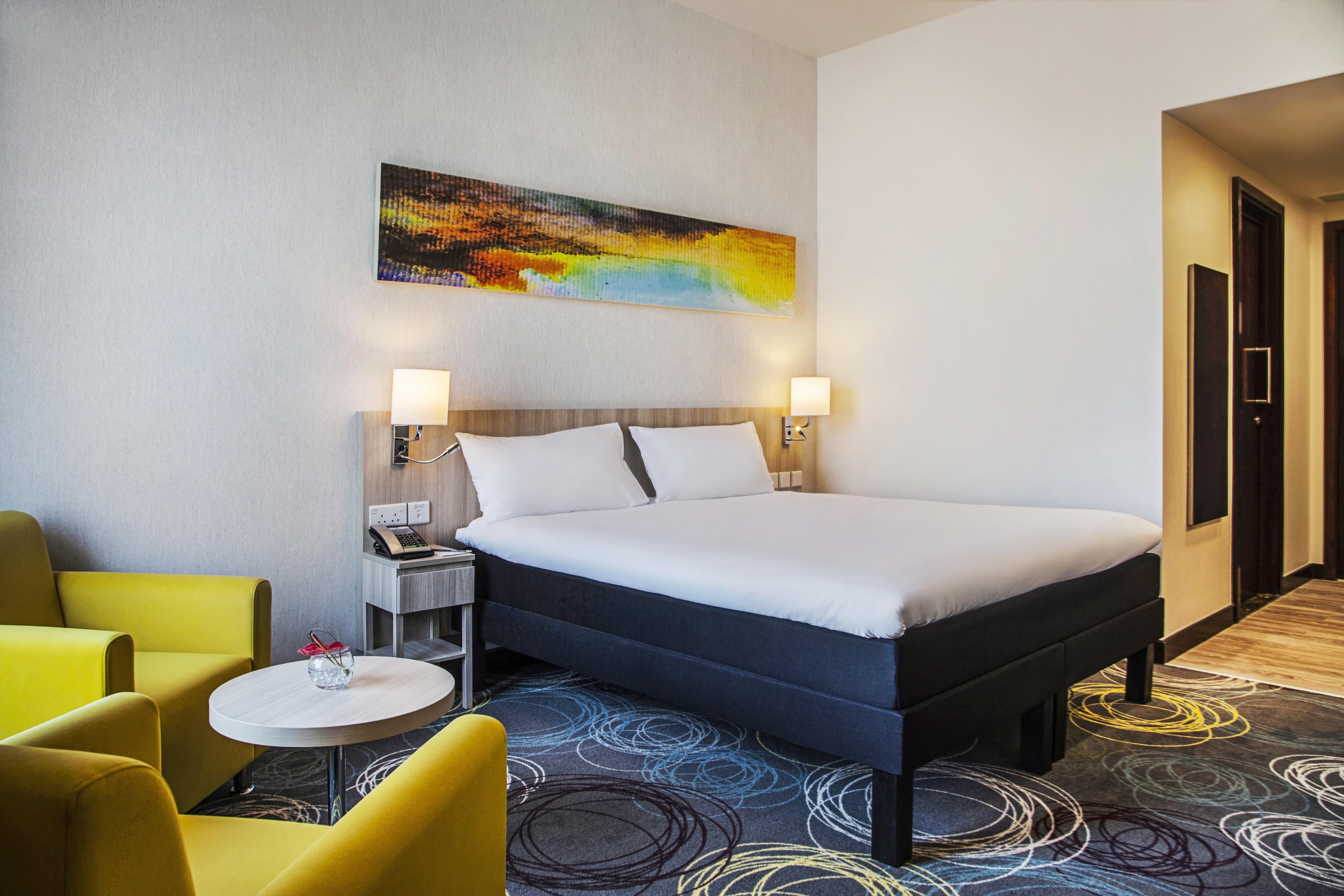 Hotel Ibis Styles Dragon Mart Dubaj Zewnętrze zdjęcie