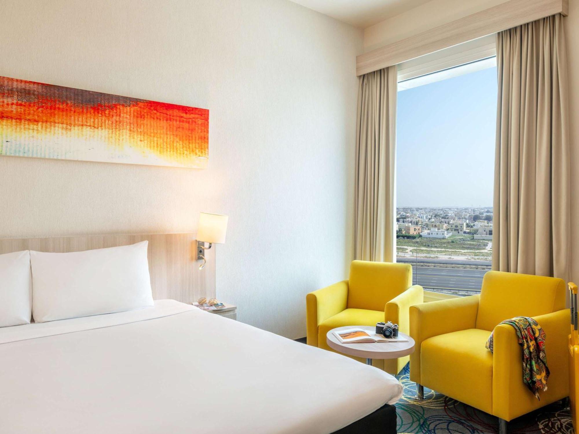 Hotel Ibis Styles Dragon Mart Dubaj Zewnętrze zdjęcie