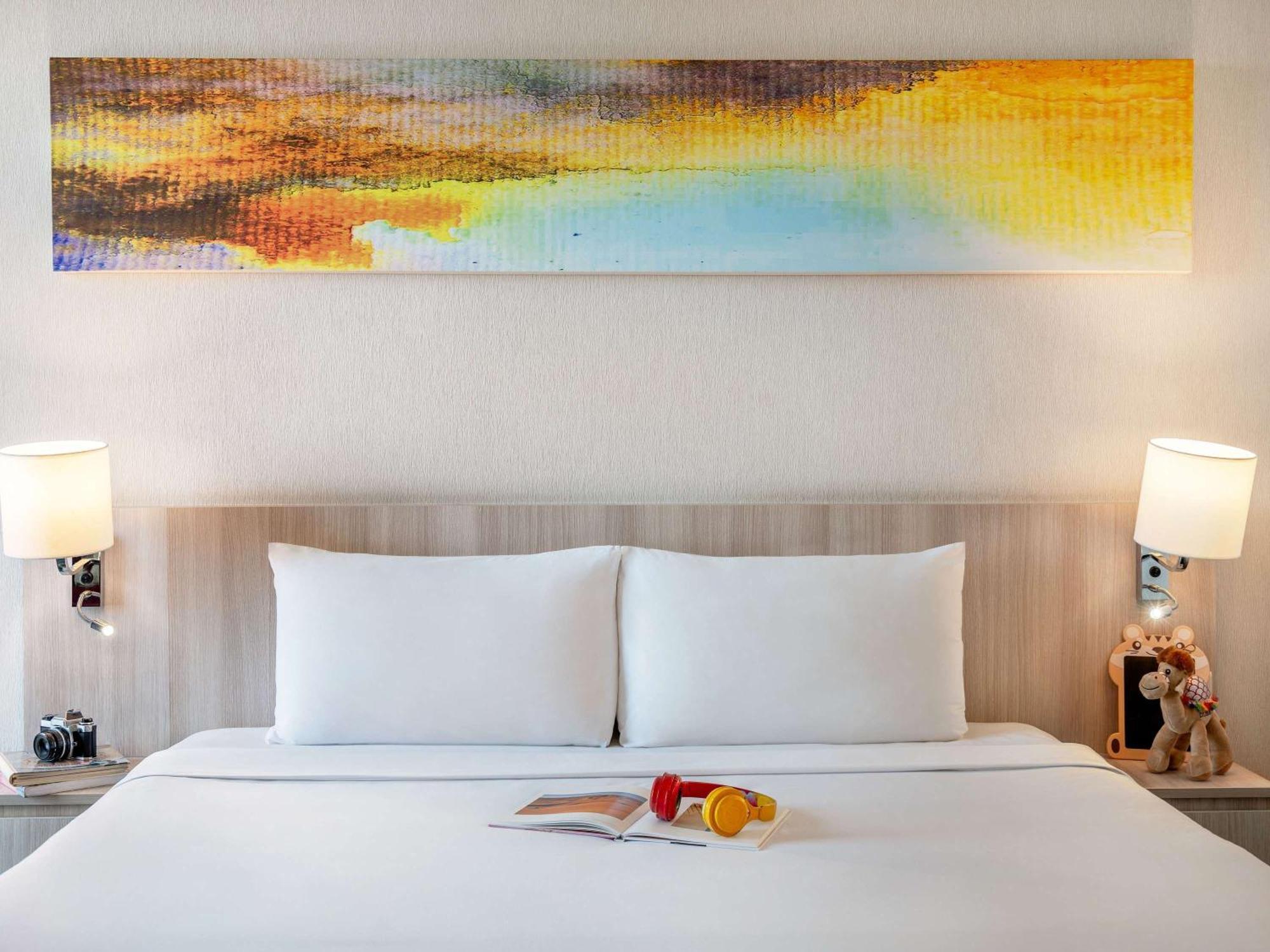 Hotel Ibis Styles Dragon Mart Dubaj Zewnętrze zdjęcie